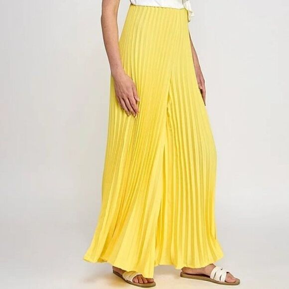 Yellow Cami asymmetrical ruffle detail‎ pleated bottom jumpsuit - Picture 7 of 8